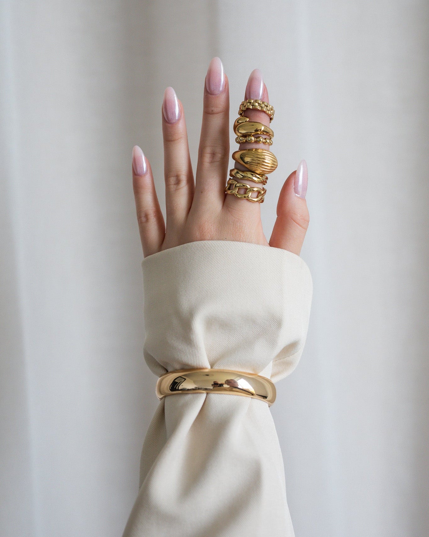 Monica Bangle - Goud
